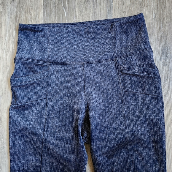 ATHLETA LEGGINGS - Picture 4 of 11